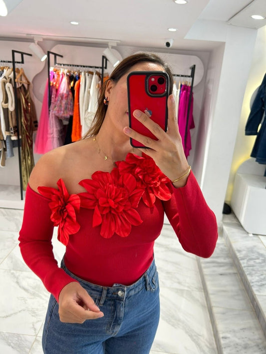 Top Rouge Fleurs Asymétrique - PinkWaveParis